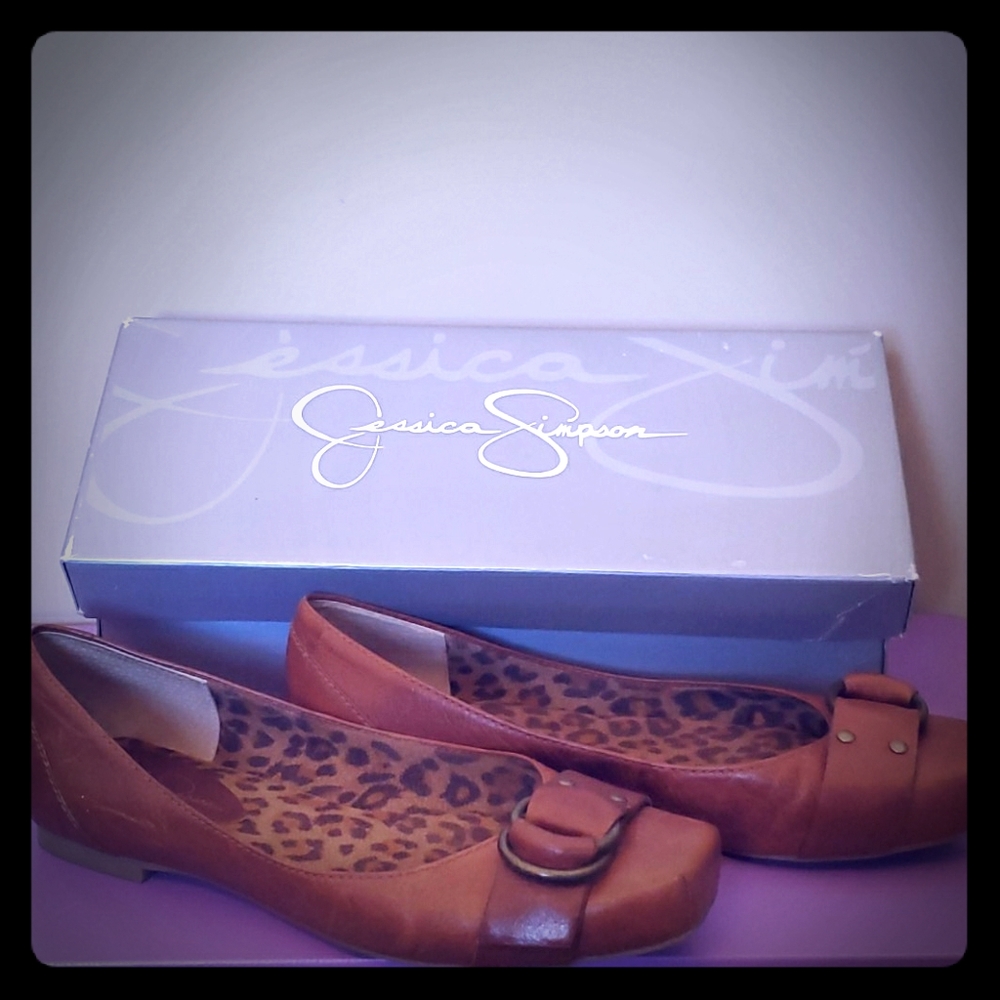⛱3/$20 Jessica Simpson buckle flats - hickory